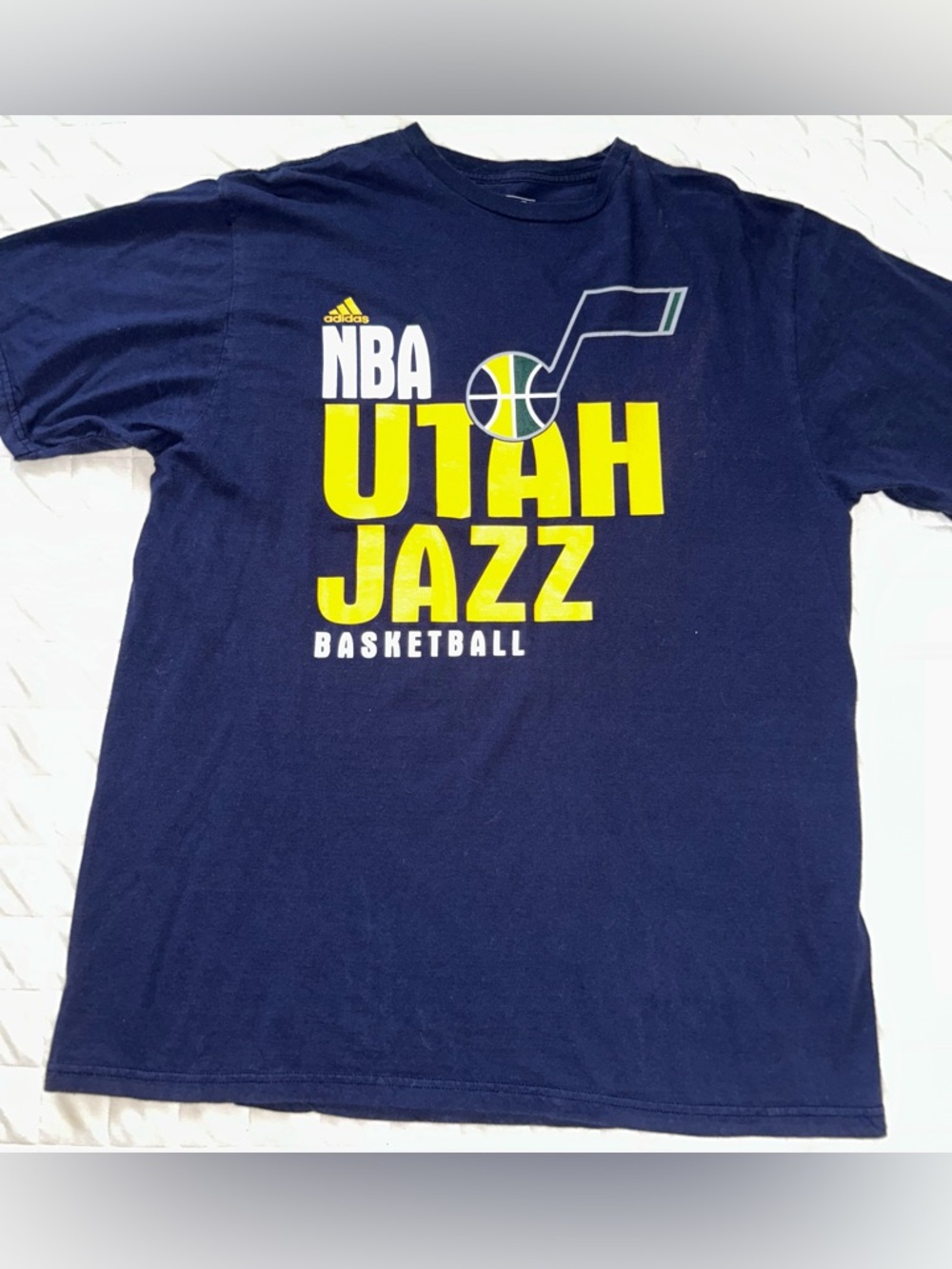 Adidas Go-To Utah Jazz NBA tshirt. Mens XL